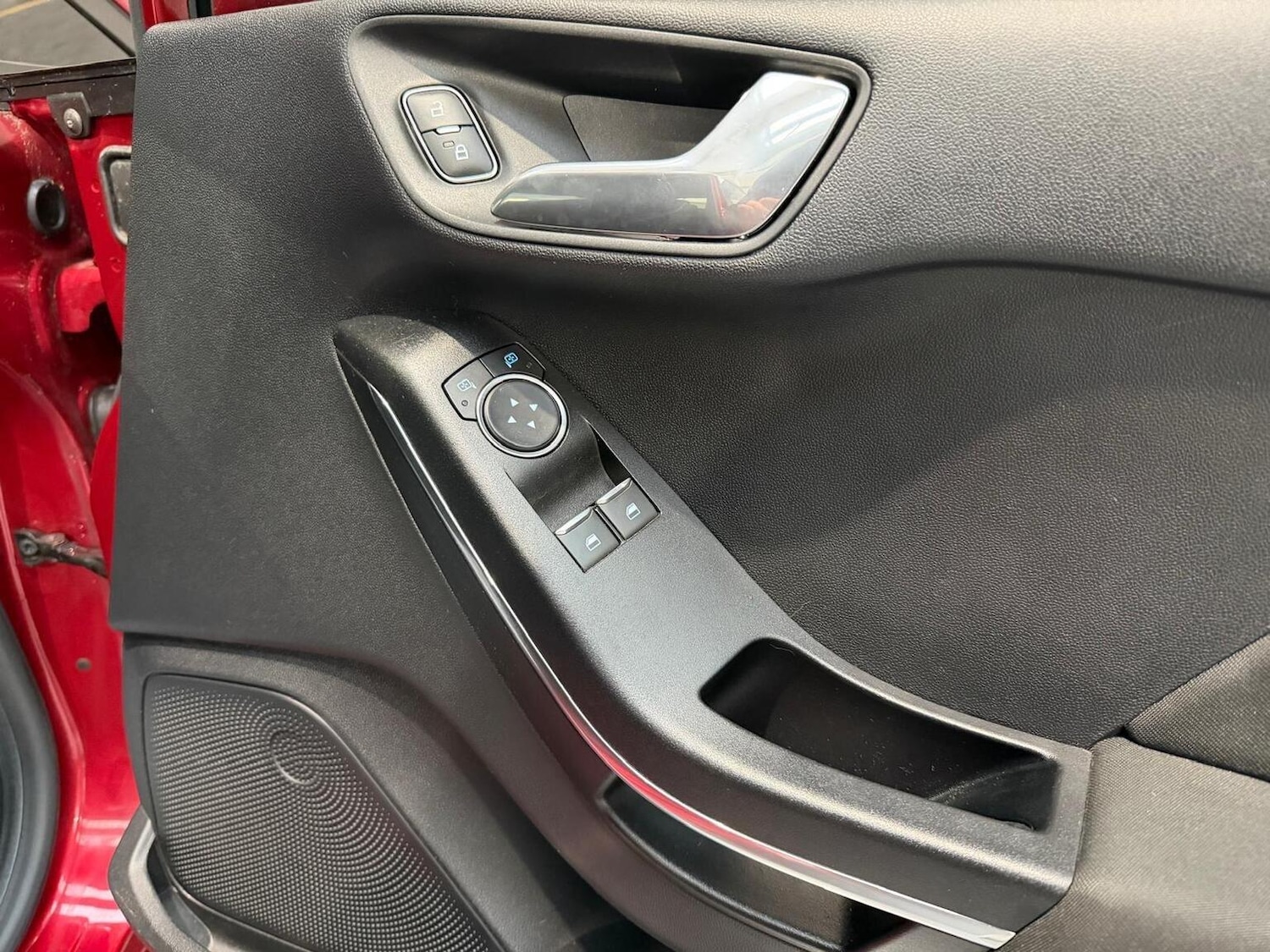 Used Ford Fiesta 2017 for sale - 77023136: Photo 24