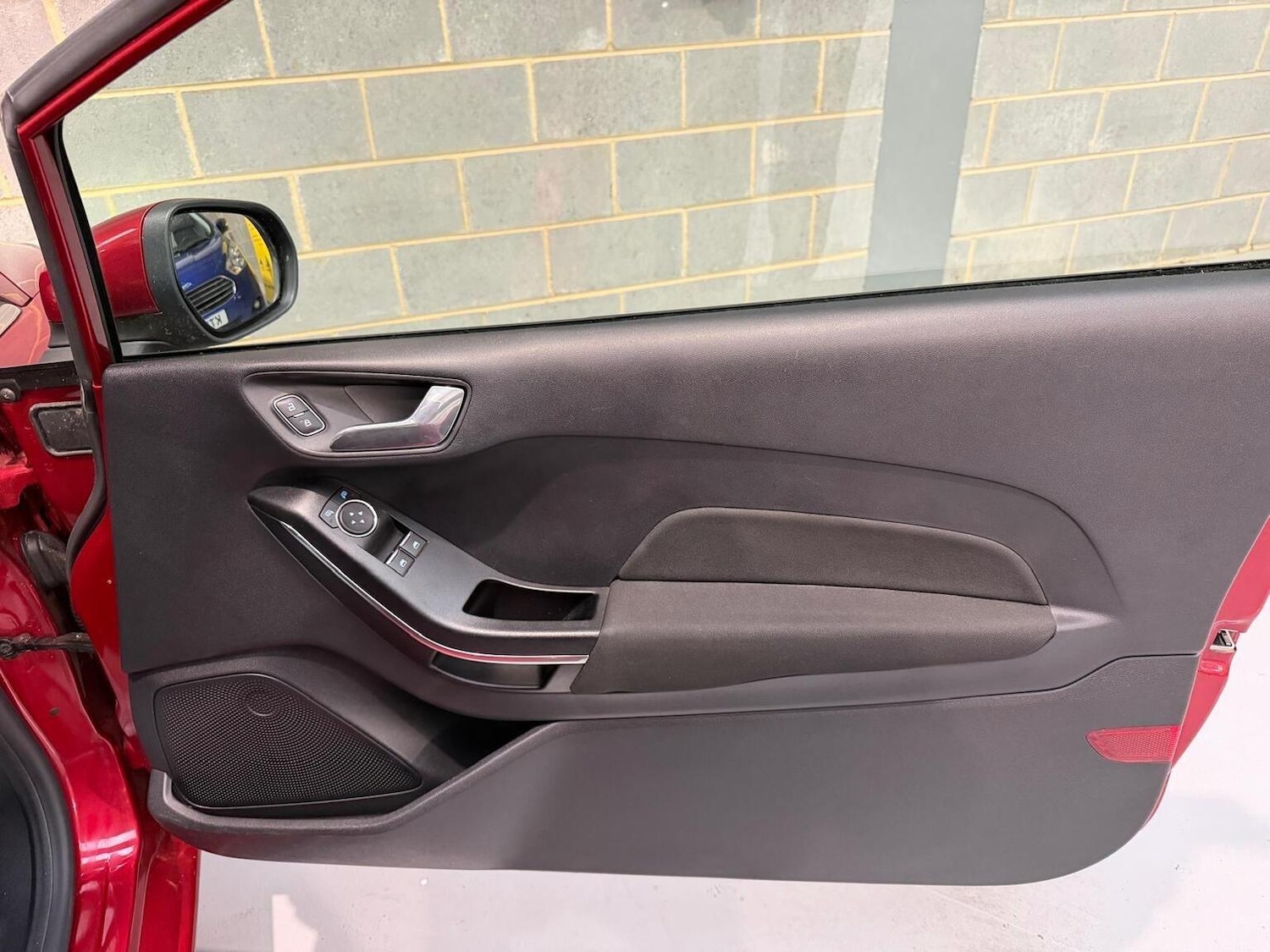 Used Ford Fiesta 2017 for sale - 77023136: Photo 25