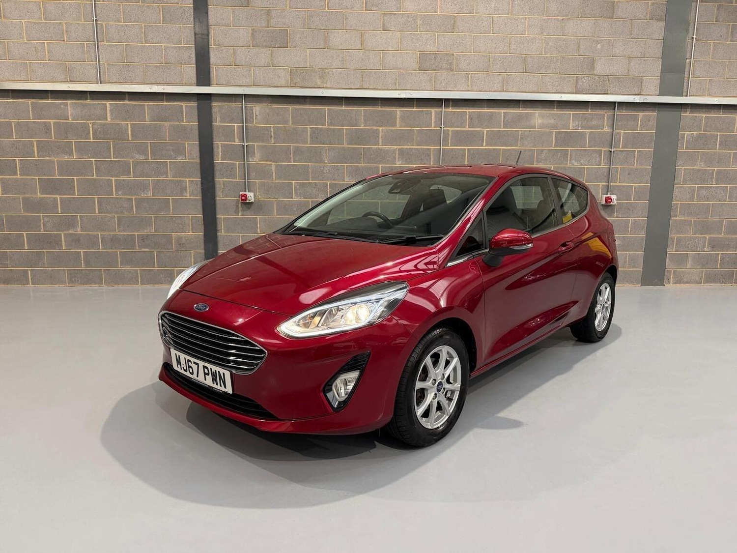 Used Ford Fiesta 2017 for sale - 77023136: Photo 3