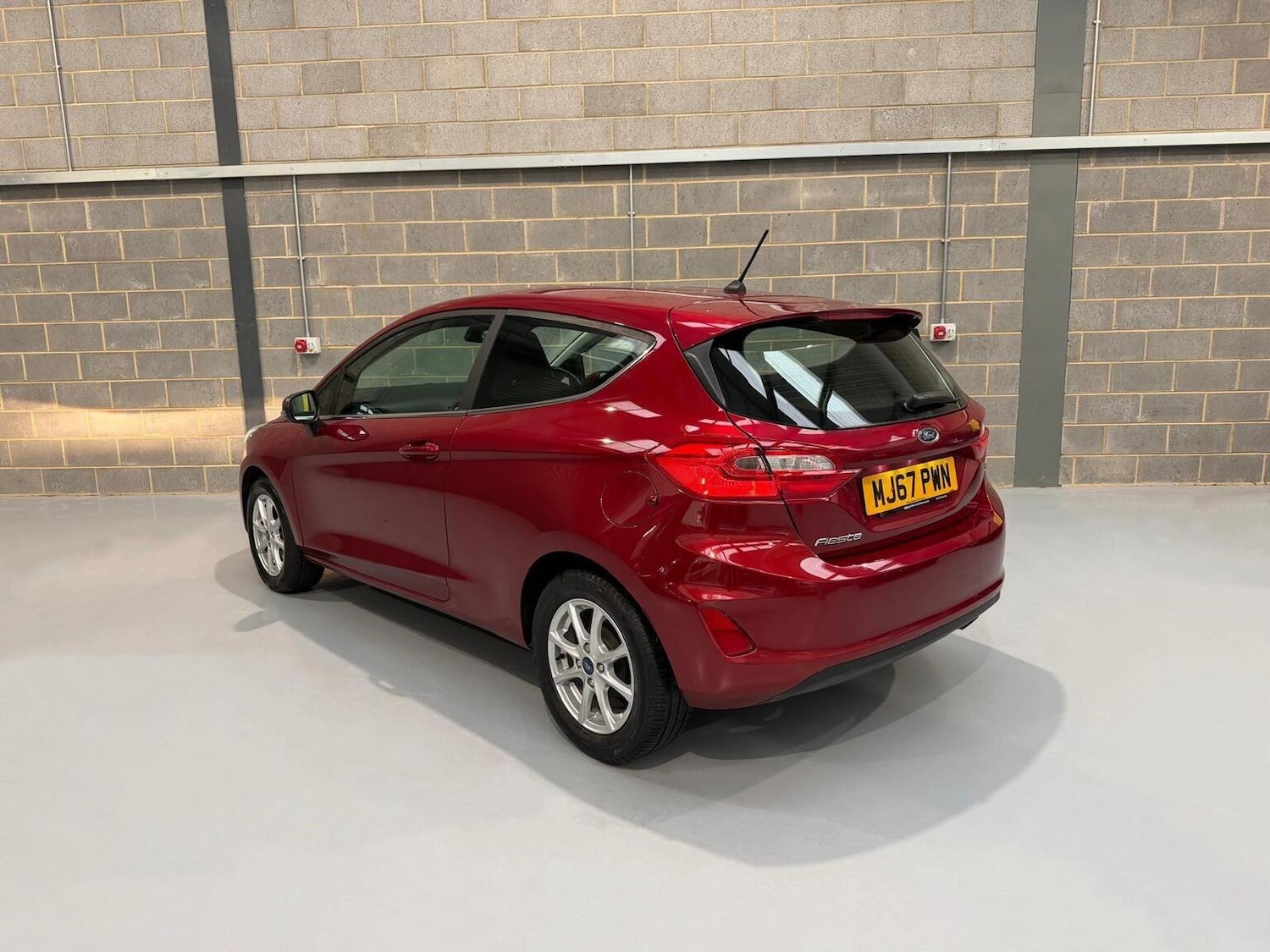 Used Ford Fiesta 2017 for sale - 77023136: Photo 4