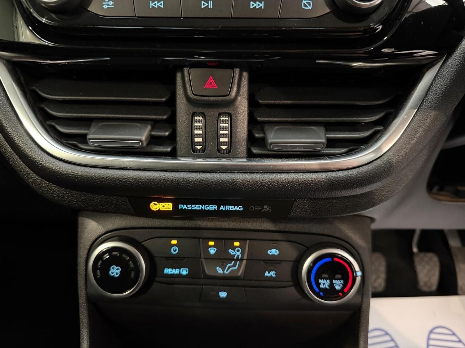 Used Ford Fiesta 2017 for sale - 77023136: Photo 44