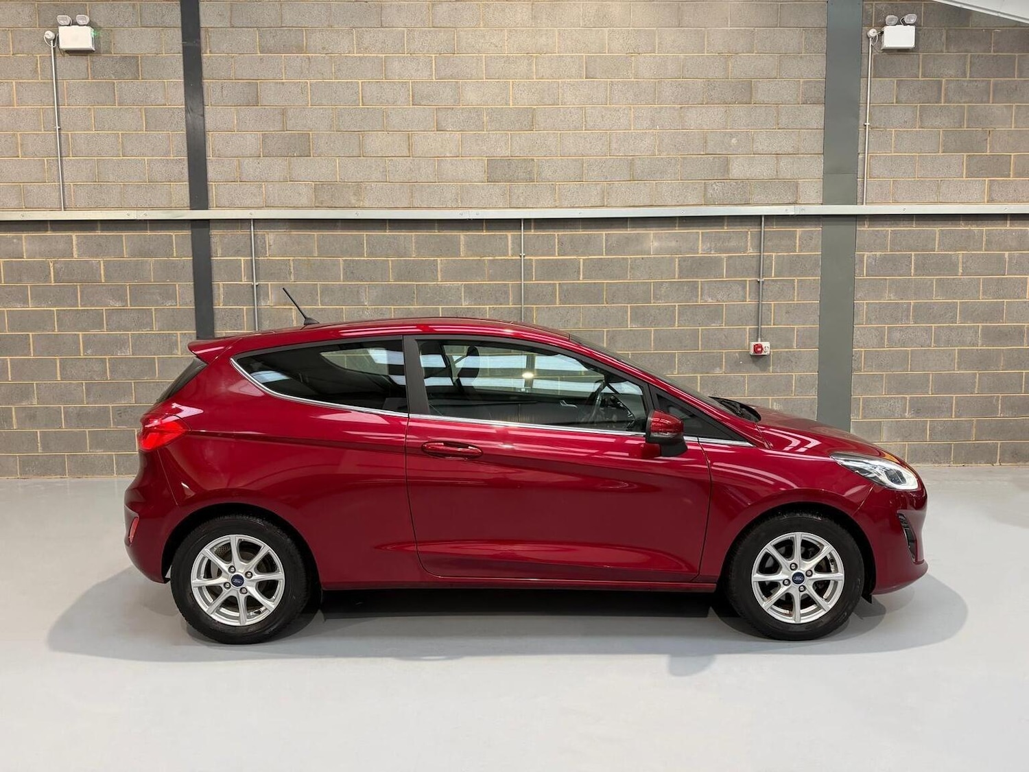 Used Ford Fiesta 2017 for sale - 77023136: Photo 8