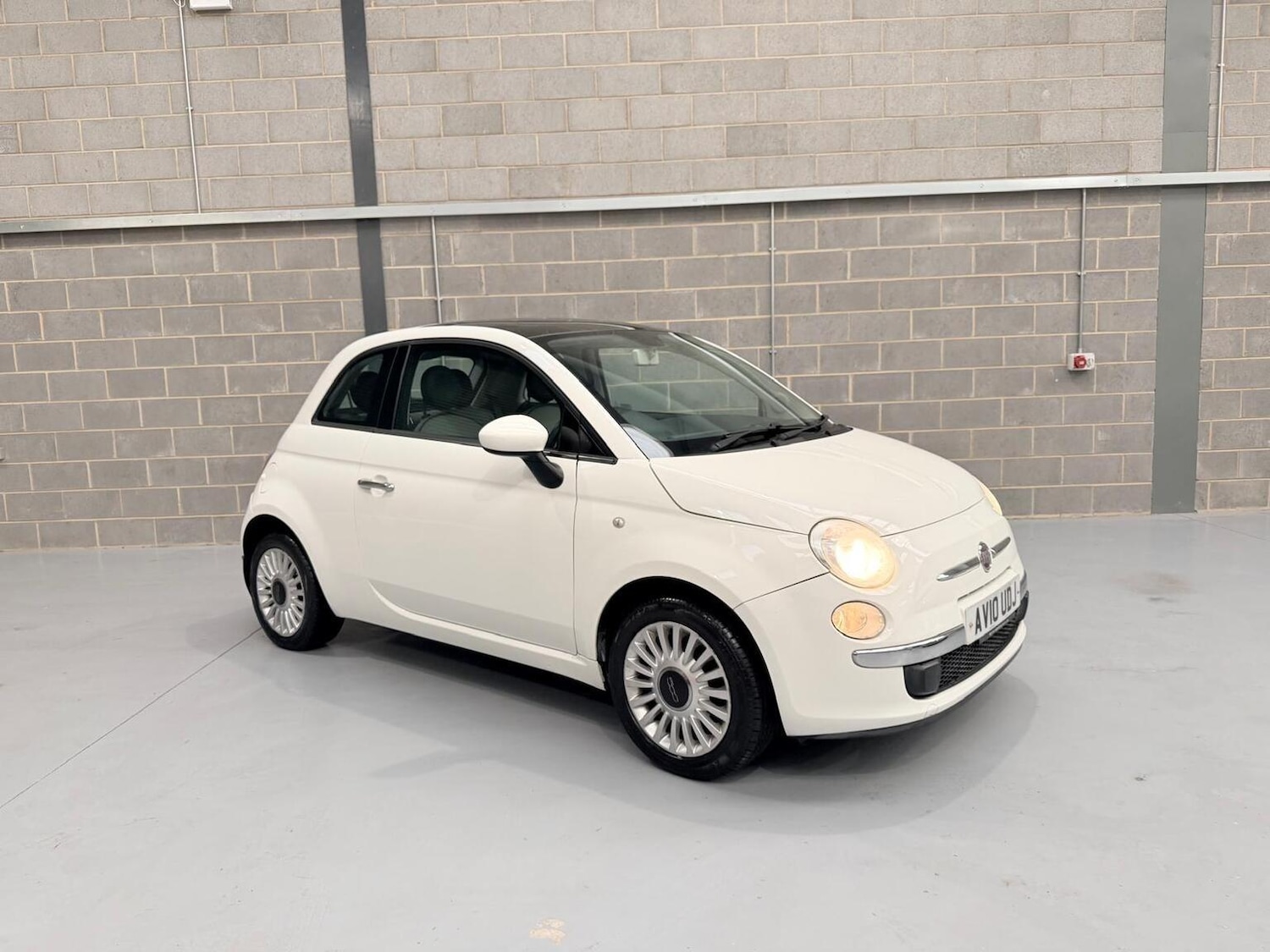 Used Fiat 500 2010 for sale - 77213490: Photo 5