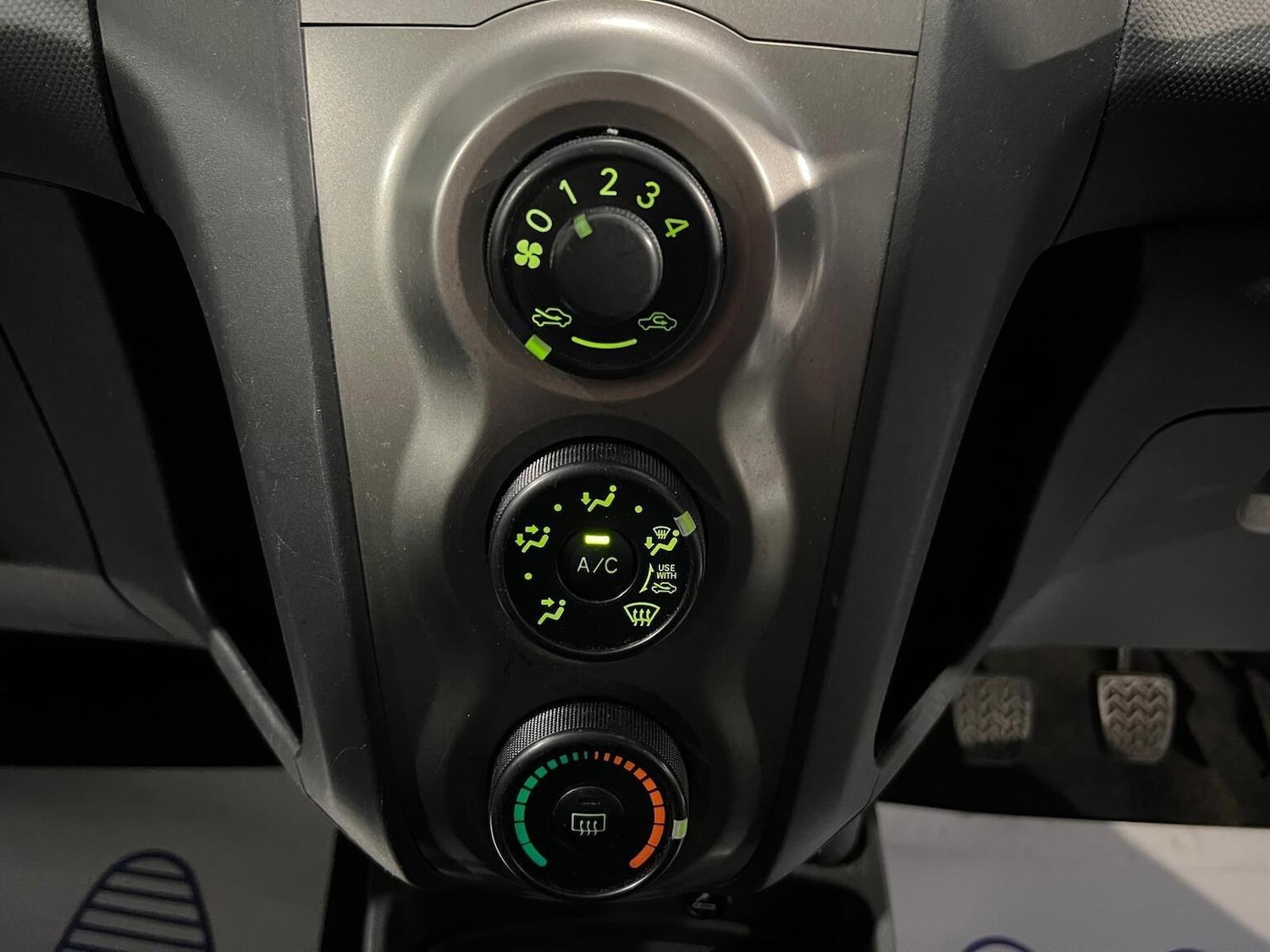 Used Toyota Yaris 2009 for sale - 76945397: Photo 15