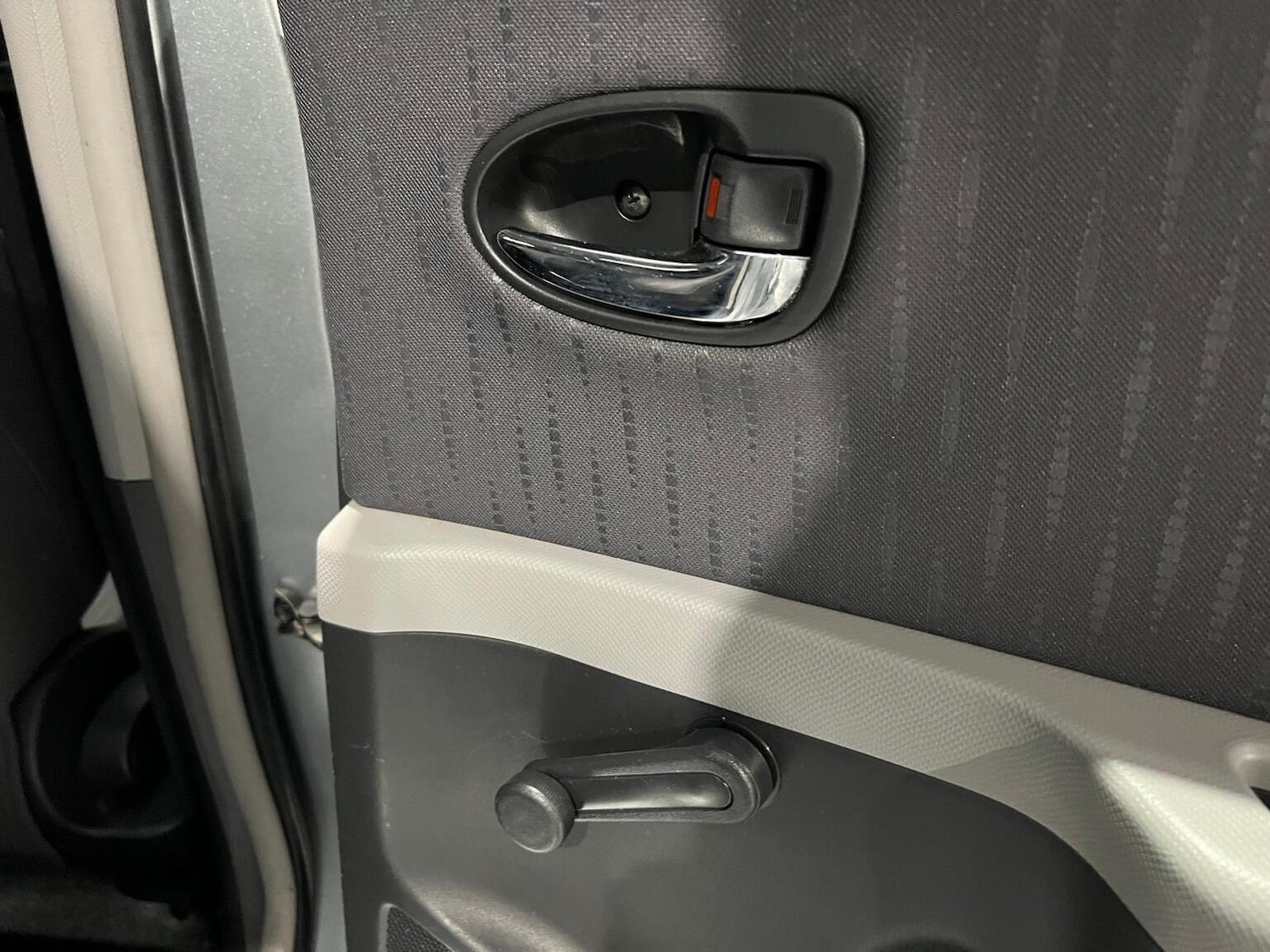 Used Toyota Yaris 2009 for sale - 76945397: Photo 23