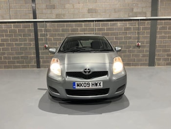 Used Toyota Yaris 2009 for sale - 76945397: Photo