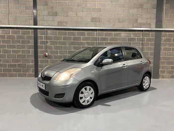 Used Toyota Yaris 2009 for sale - 76945397: Photo