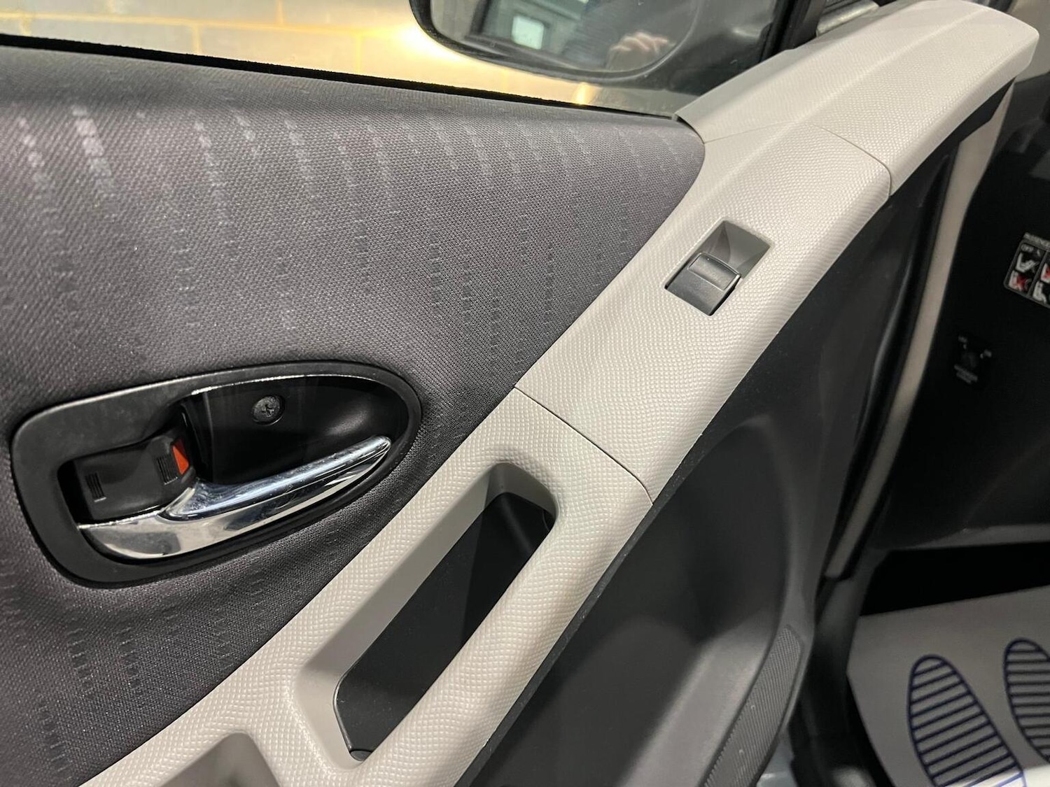 Used Toyota Yaris 2009 for sale - 76945397: Photo 46