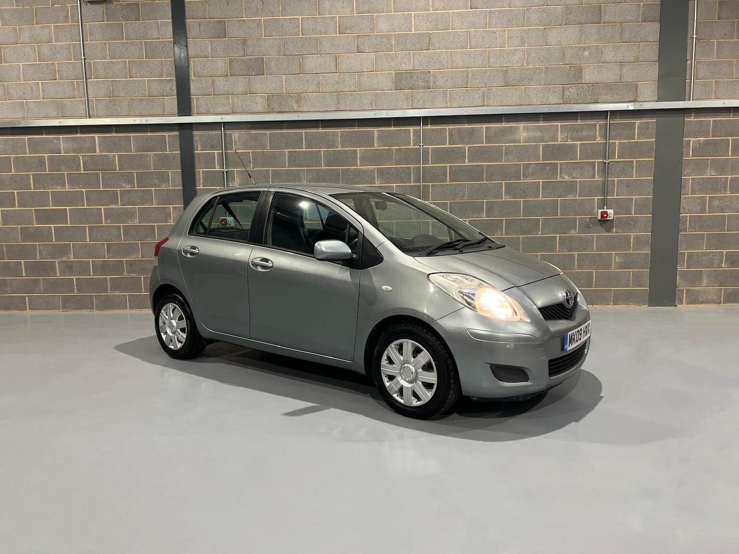 Used Toyota Yaris 2009 for sale - 76945397: Photo 5