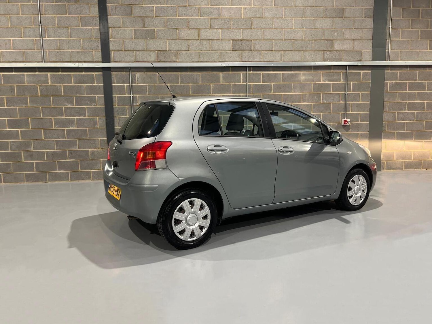 Used Toyota Yaris 2009 for sale - 76945397: Photo 9