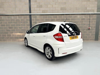 Used Honda Jazz 2014 for sale - 79379100: Photo