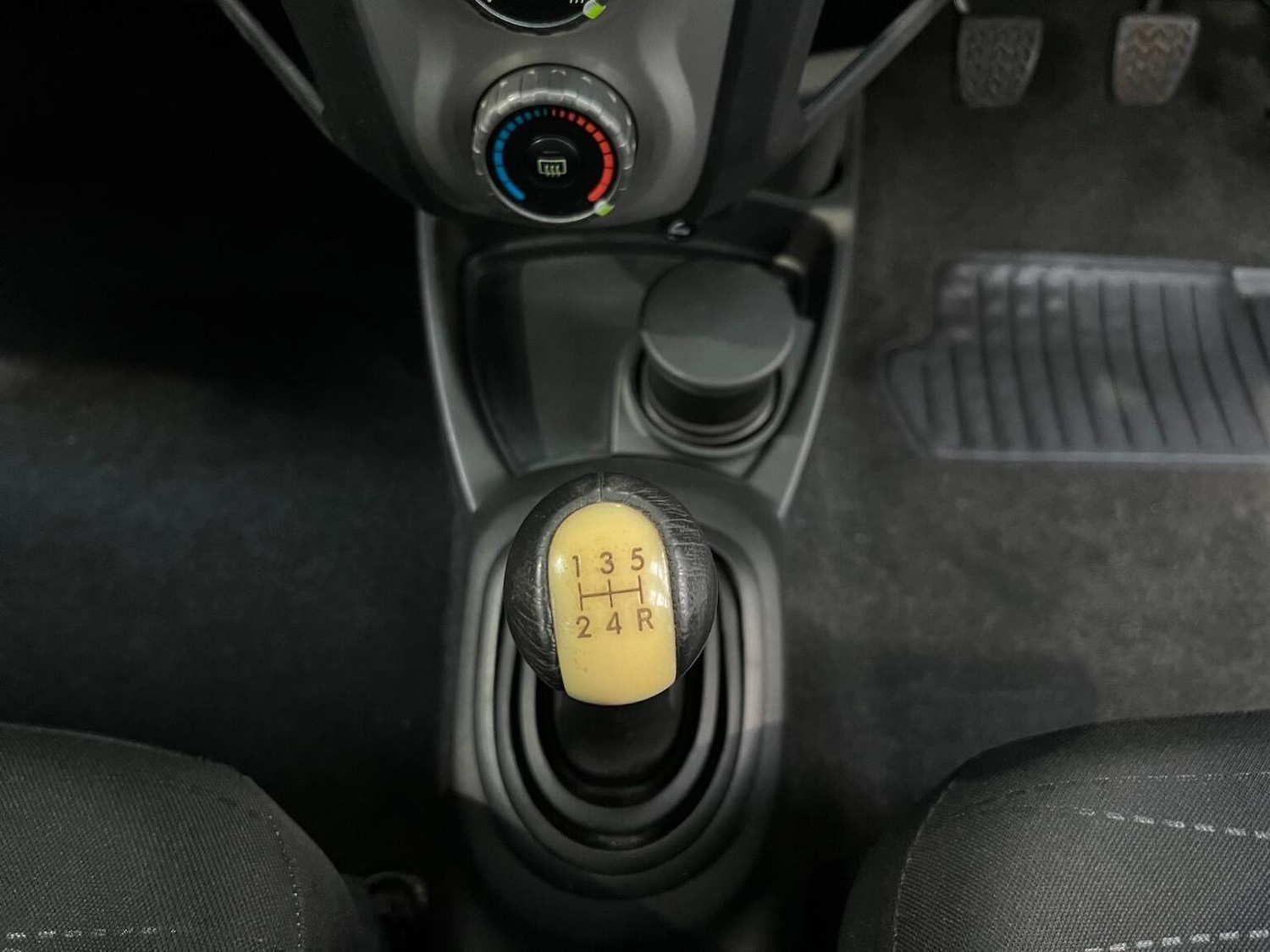 Used Toyota Yaris 2006 for sale - 76945391: Photo 10