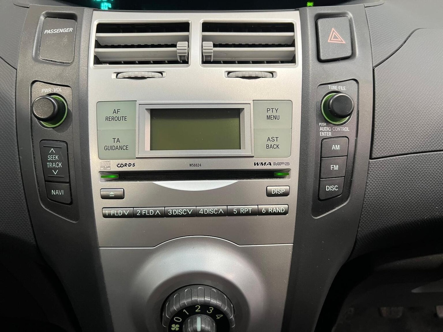 Used Toyota Yaris 2006 for sale - 76945391: Photo 11