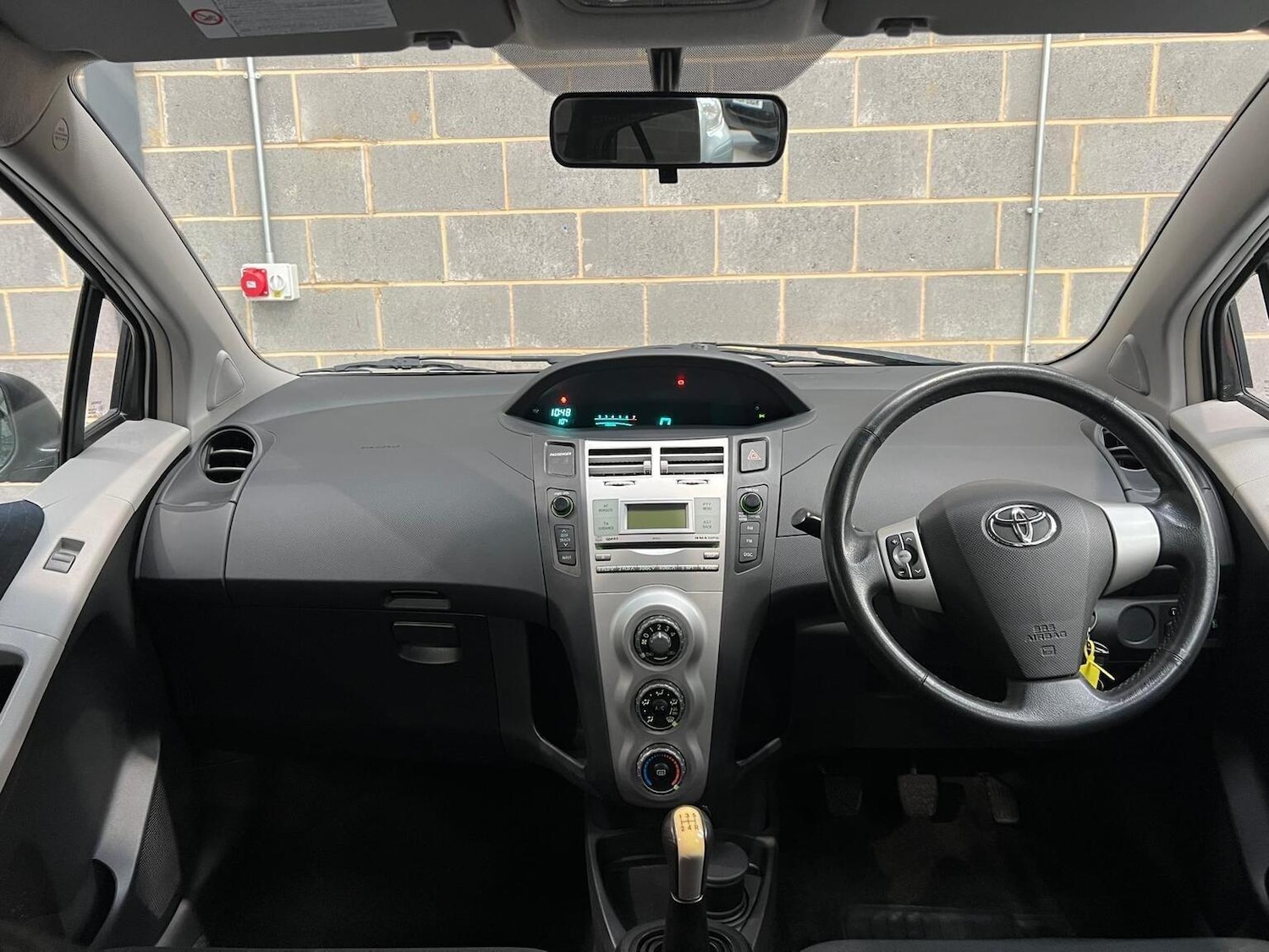 Used Toyota Yaris 2006 for sale - 76945391: Photo 13