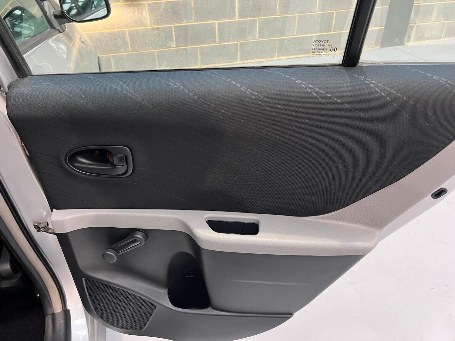 Used Toyota Yaris 2006 for sale - 76945391: Photo 28