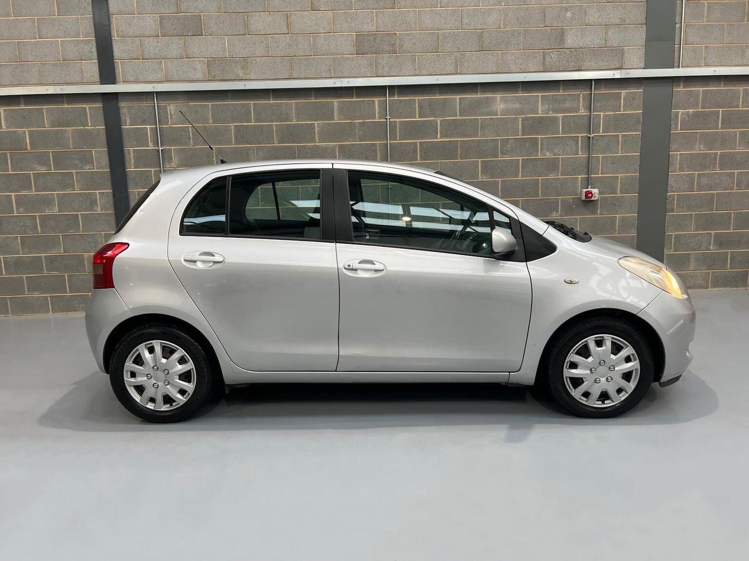 Used Toyota Yaris 2006 for sale - 76945391: Photo 8