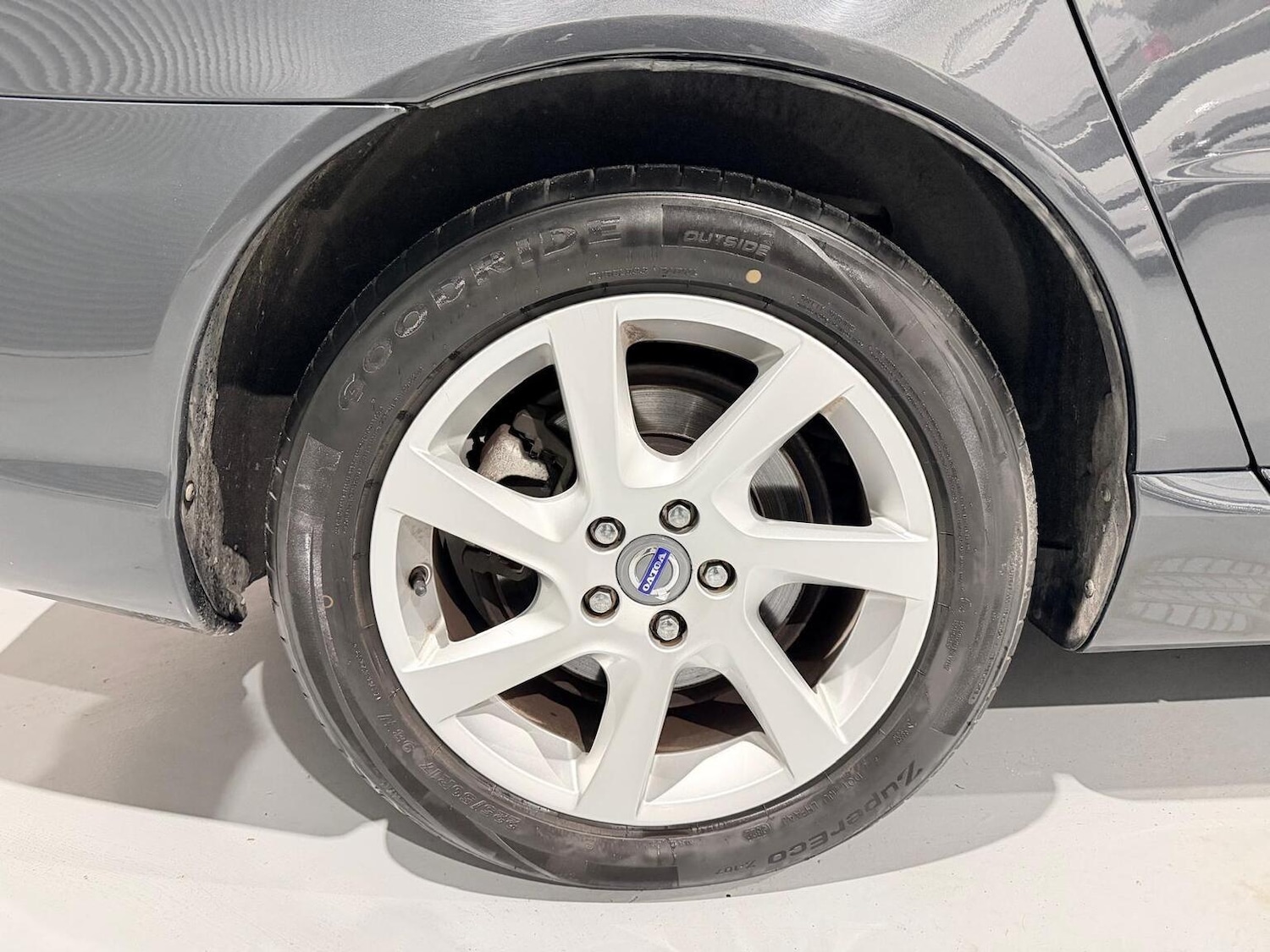 Used Volvo V70 2013 for sale - 77541681: Photo 38