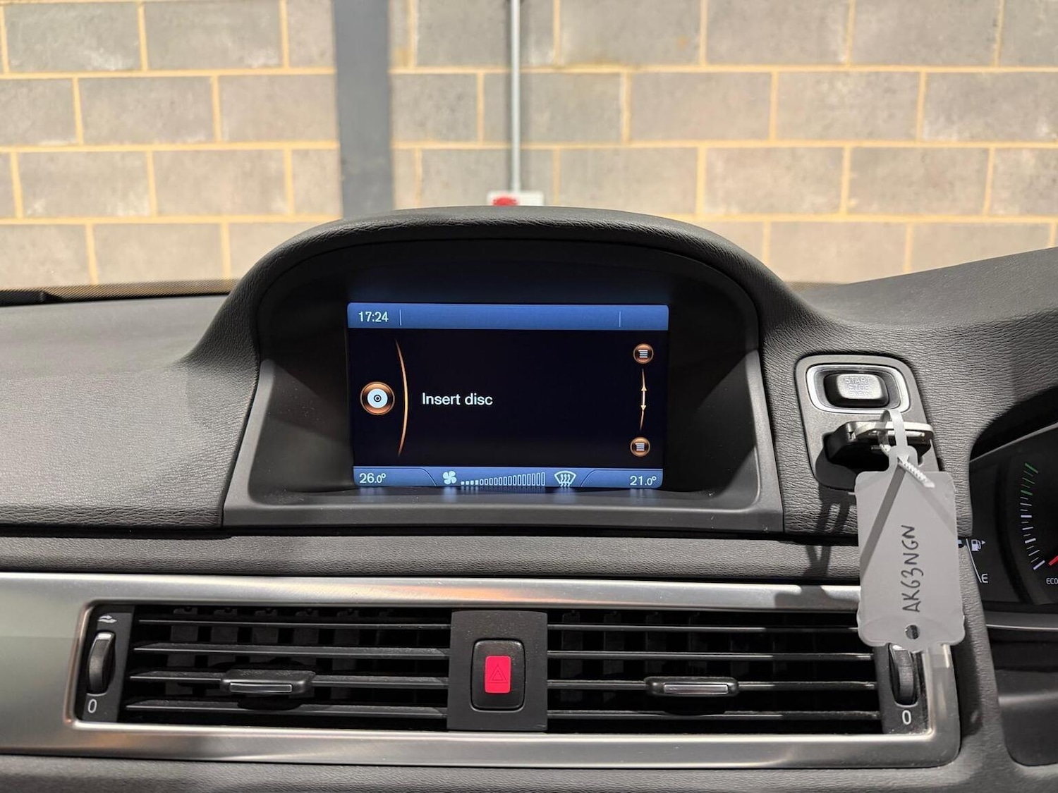 Used Volvo V70 2013 for sale - 77541681: Photo 47