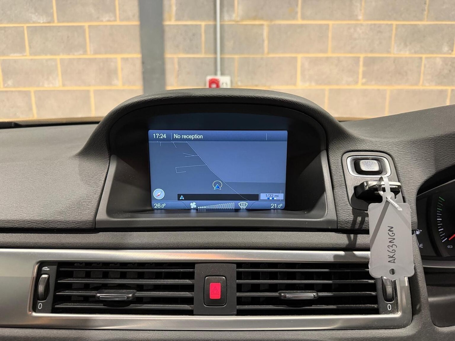 Used Volvo V70 2013 for sale - 77541681: Photo 48