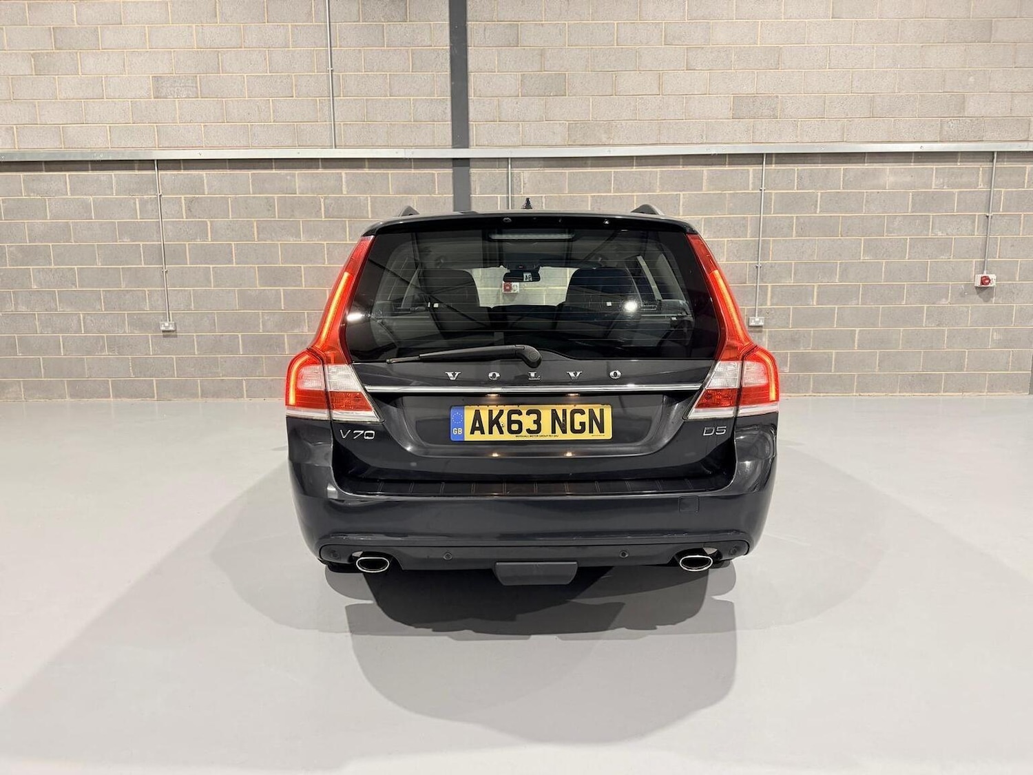 Used Volvo V70 2013 for sale - 77541681: Photo 7