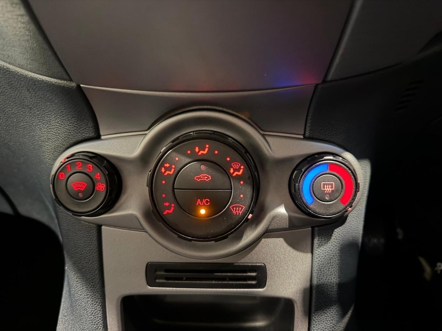 Used Ford Fiesta 2009 for sale - 77474824: Photo 11