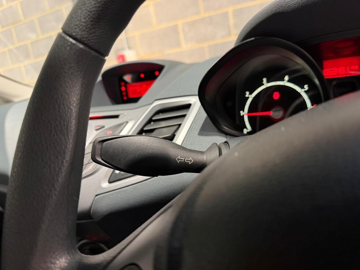 Used Ford Fiesta 2009 for sale - 77474824: Photo 24