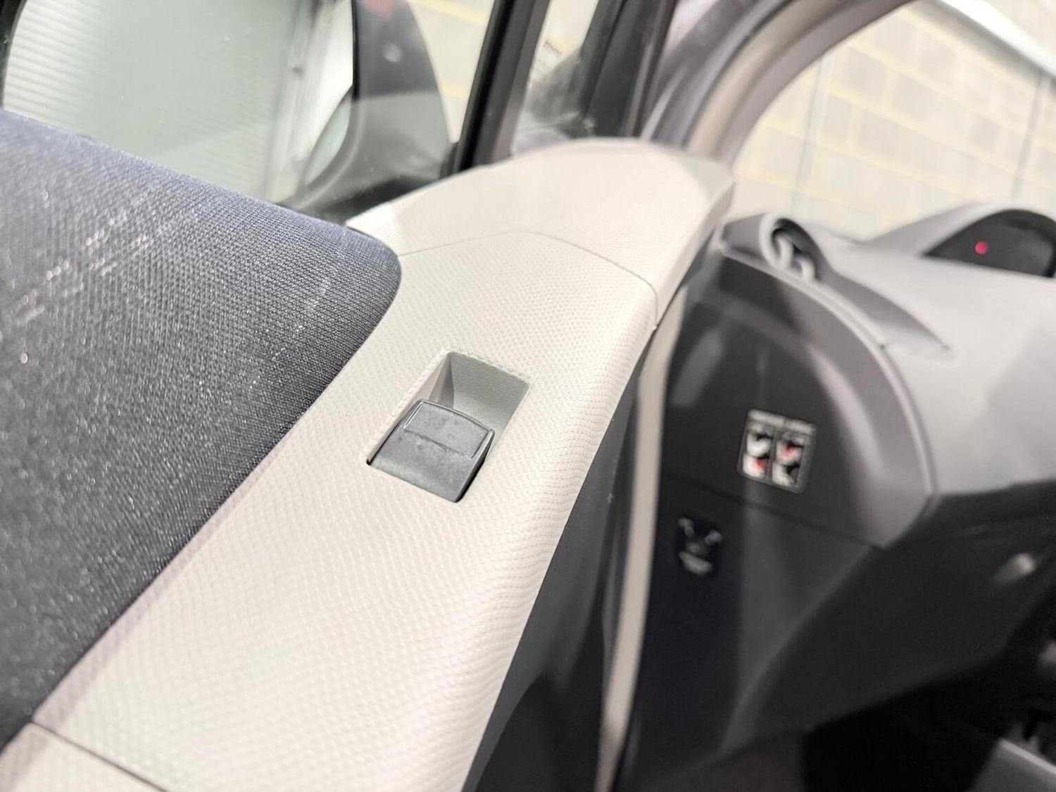 Used Toyota Yaris 2008 for sale - 77474815: Photo 18