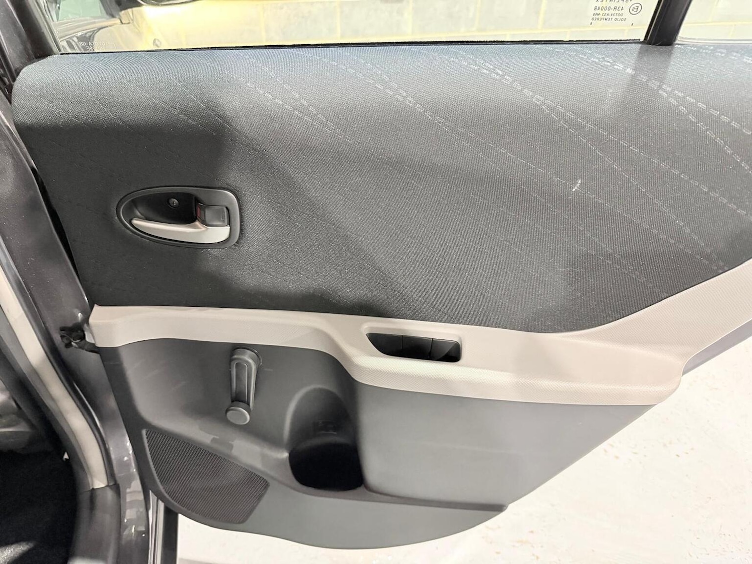 Used Toyota Yaris 2008 for sale - 77474815: Photo 27