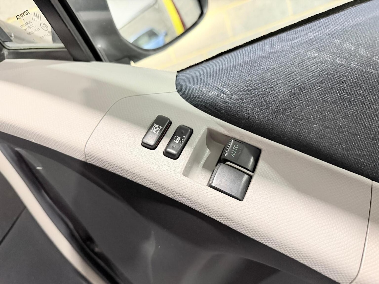 Used Toyota Yaris 2008 for sale - 77474815: Photo 44