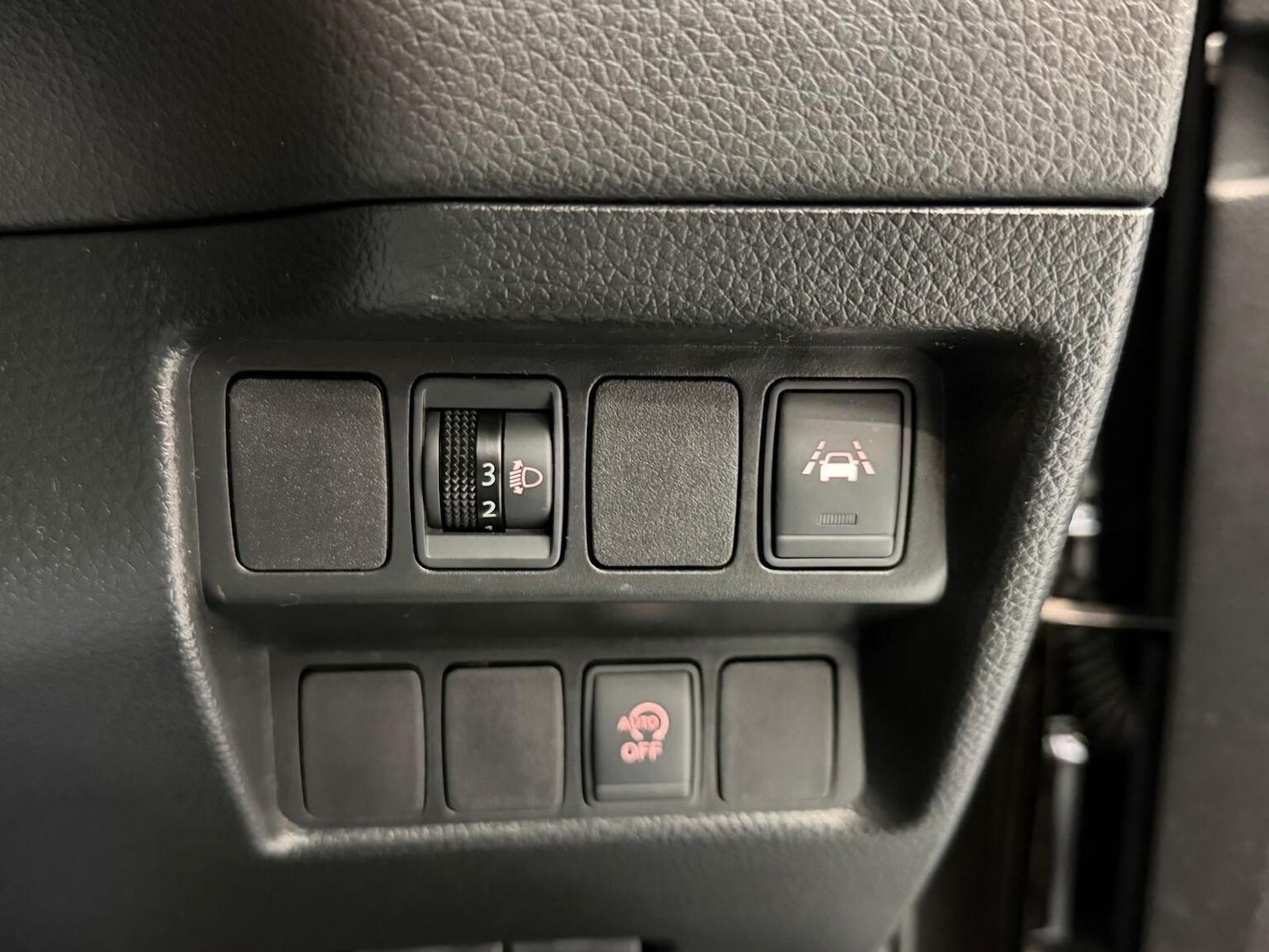 Used Nissan Qashqai 2017 for sale - 77400061: Photo 28