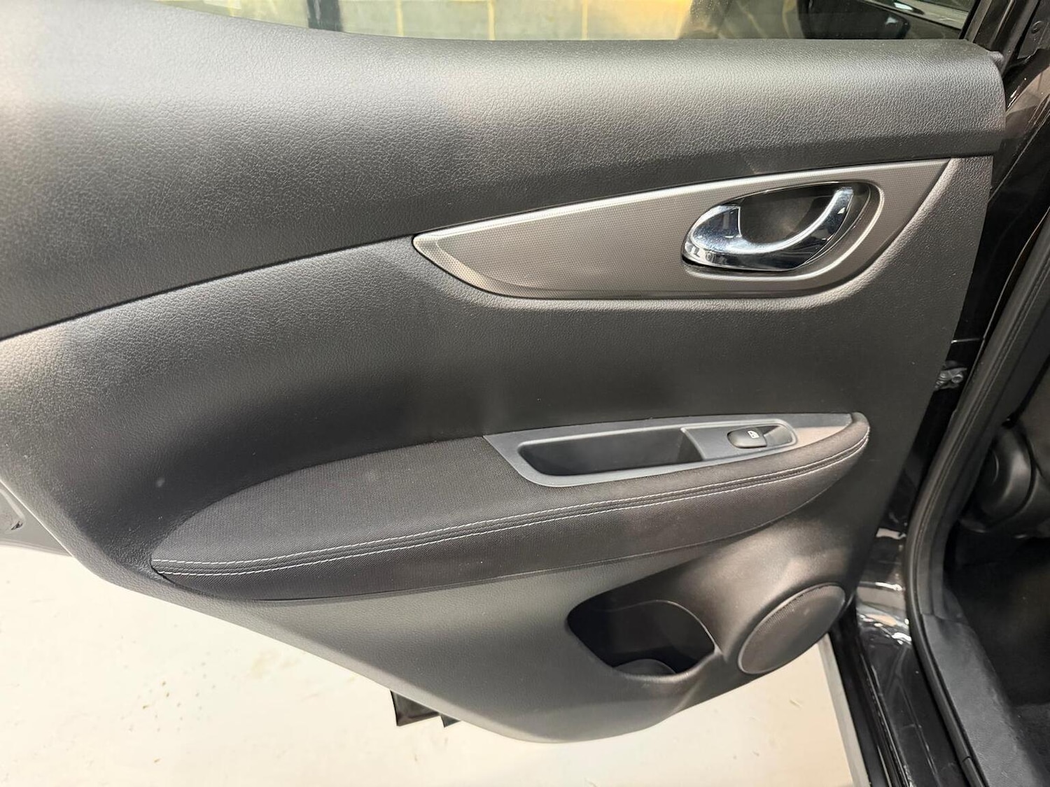 Used Nissan Qashqai 2017 for sale - 77400061: Photo 35