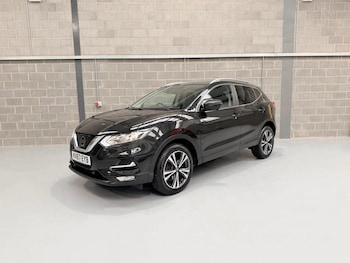Used Nissan Qashqai 2017 for sale - 77400061: Photo