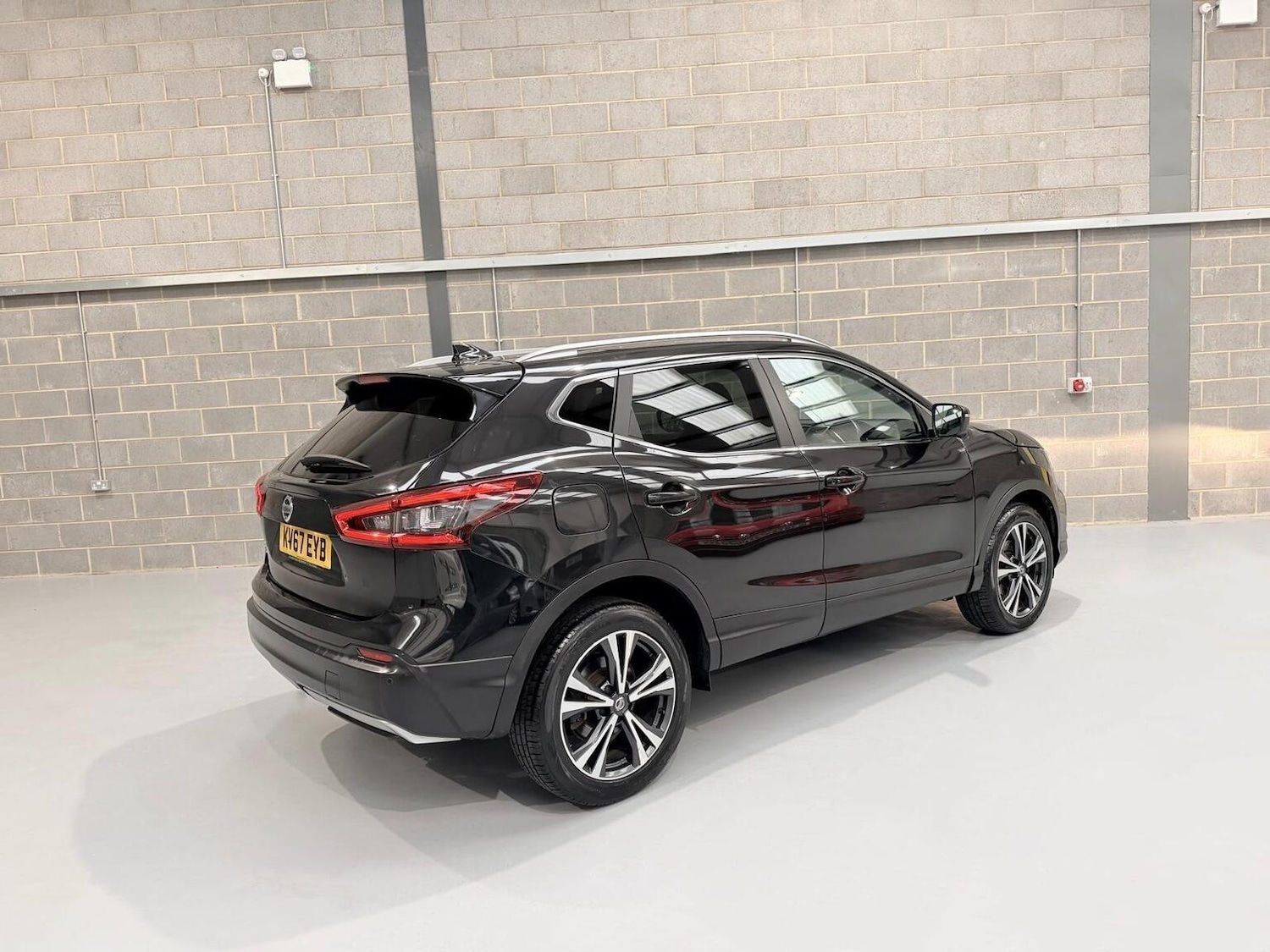 Used Nissan Qashqai 2017 for sale - 77400061: Photo 9