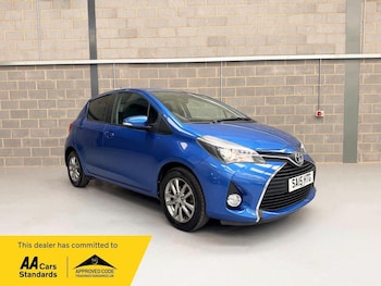 Used Toyota Yaris 2015 for sale - 79519587: Photo