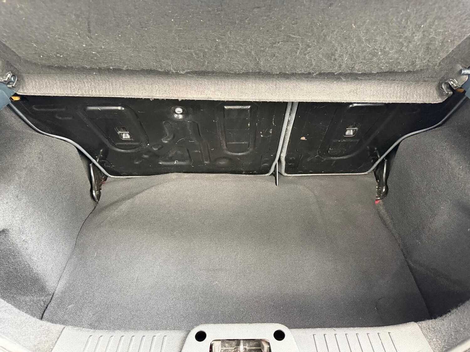 Used Ford Fiesta 2009 for sale - 78155401: Photo 32