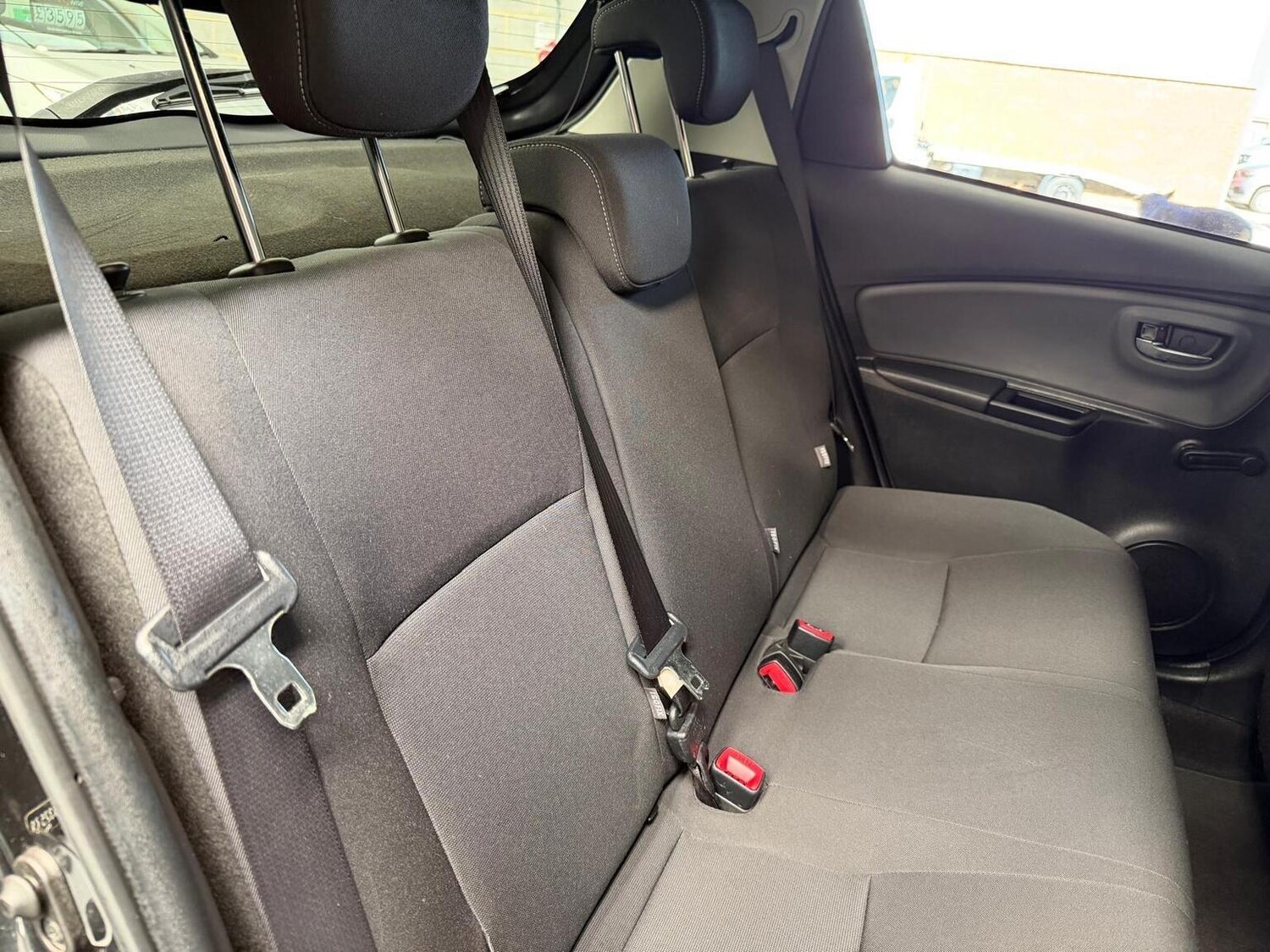 Used Toyota Yaris 2016 for sale - 78197956: Photo 17