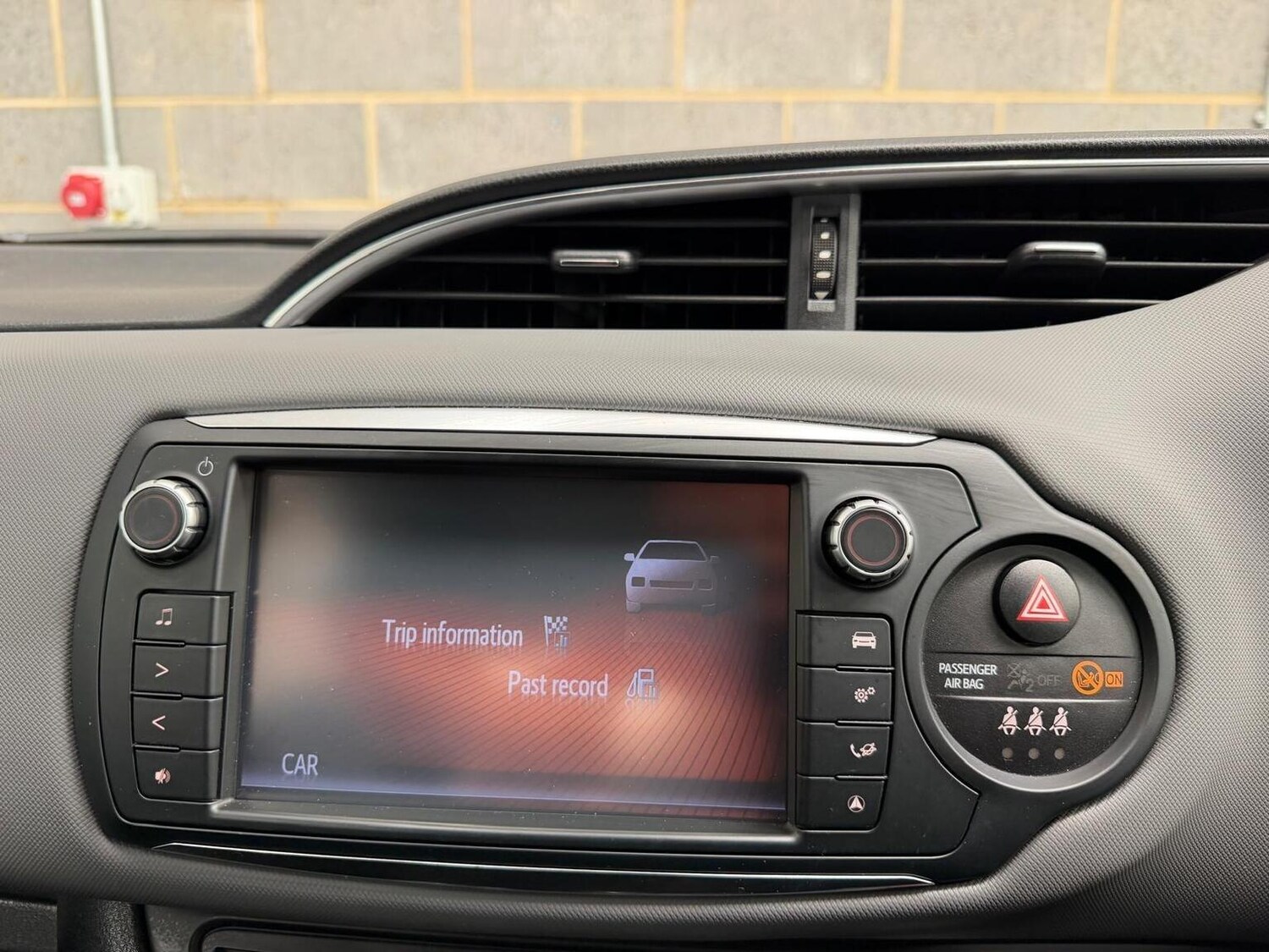 Used Toyota Yaris 2016 for sale - 78197956: Photo 34