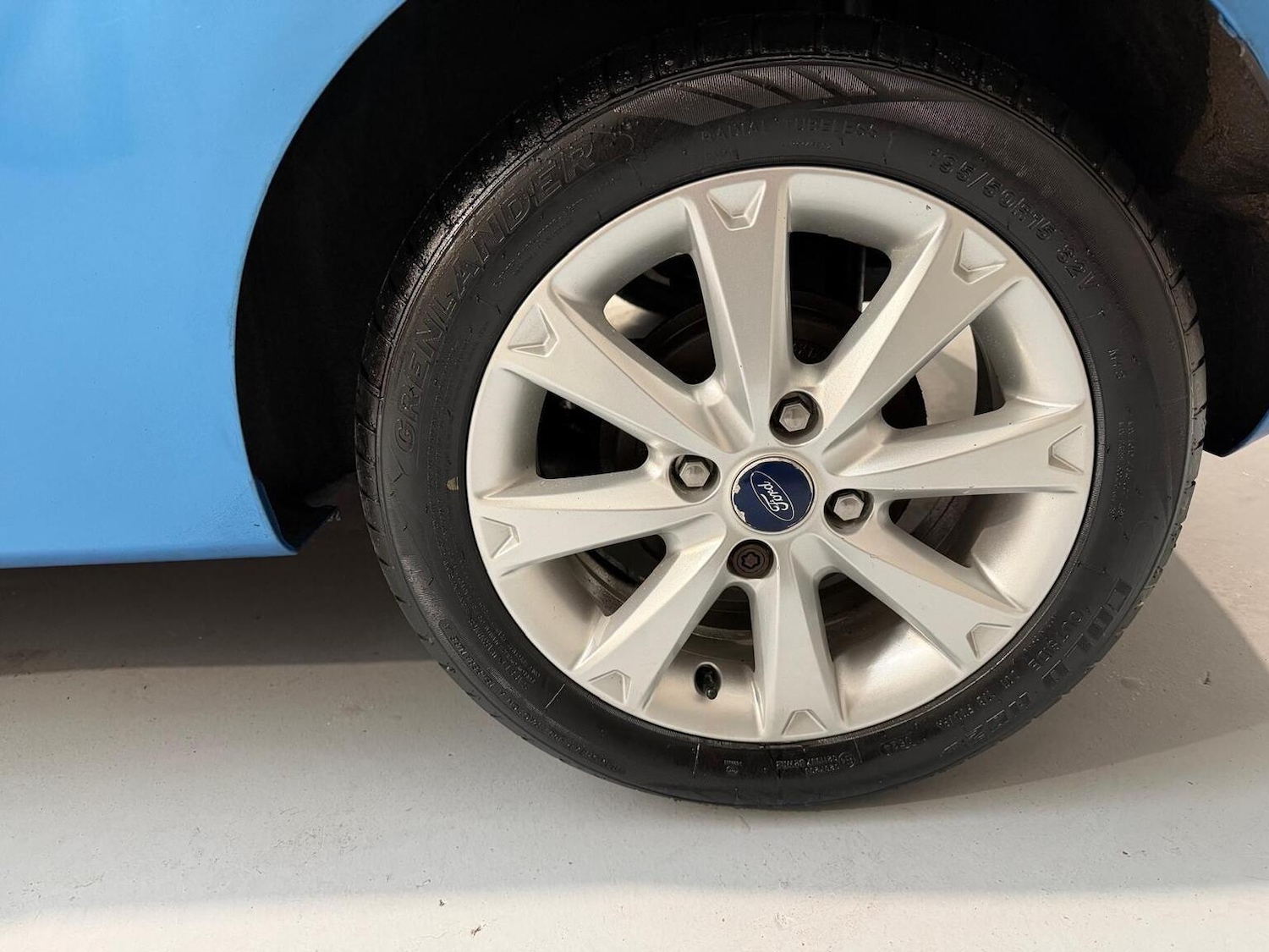 Used Ford Fiesta 2009 for sale - 77233765: Photo 28