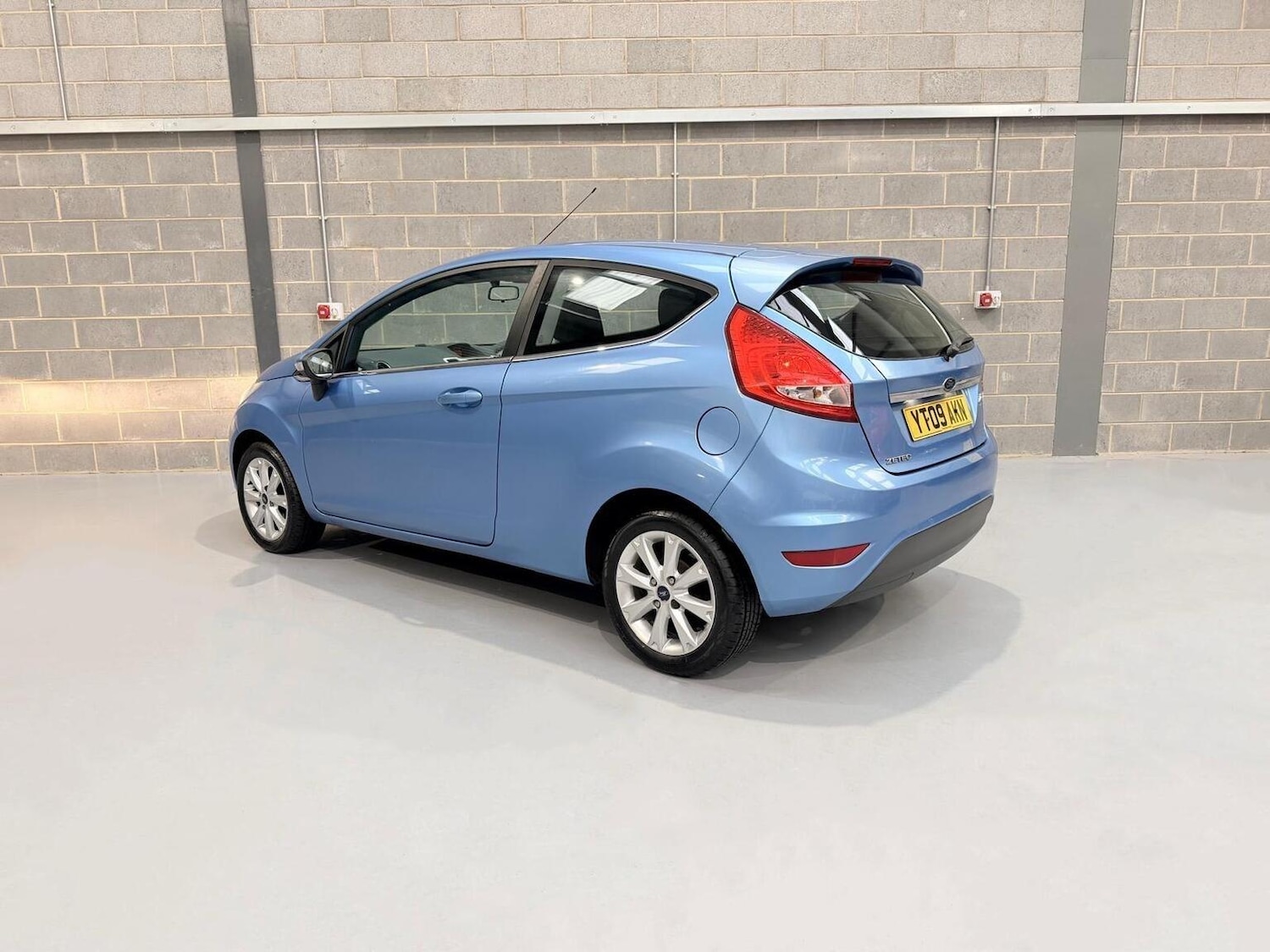 Used Ford Fiesta 2009 for sale - 77233765: Photo 4