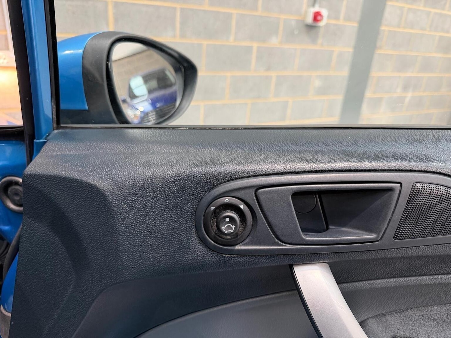 Used Ford Fiesta 2009 for sale - 77233765: Photo 47