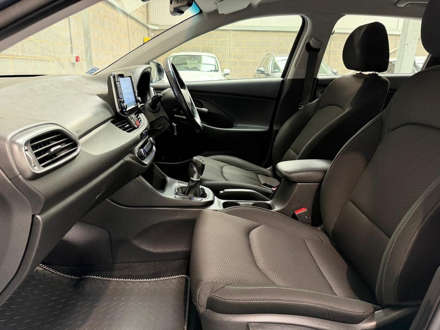 Used Hyundai i30 2017 for sale - 78125208: Photo 44