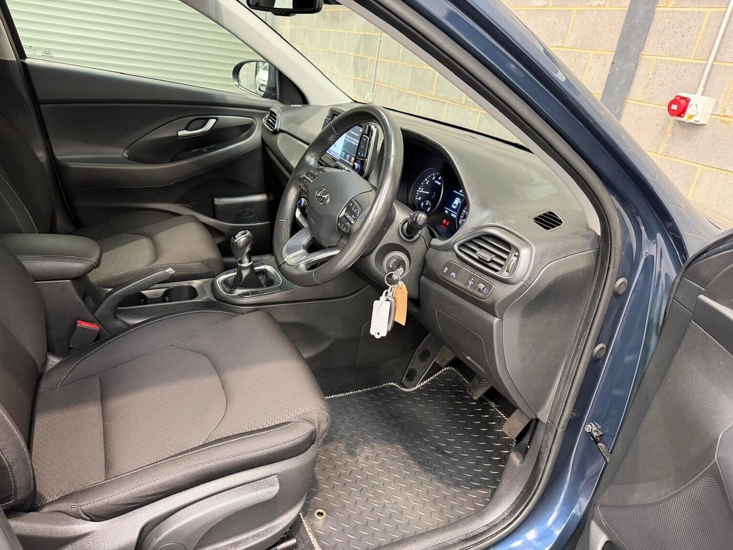 Used Hyundai i30 2017 for sale - 78125208: Photo 53