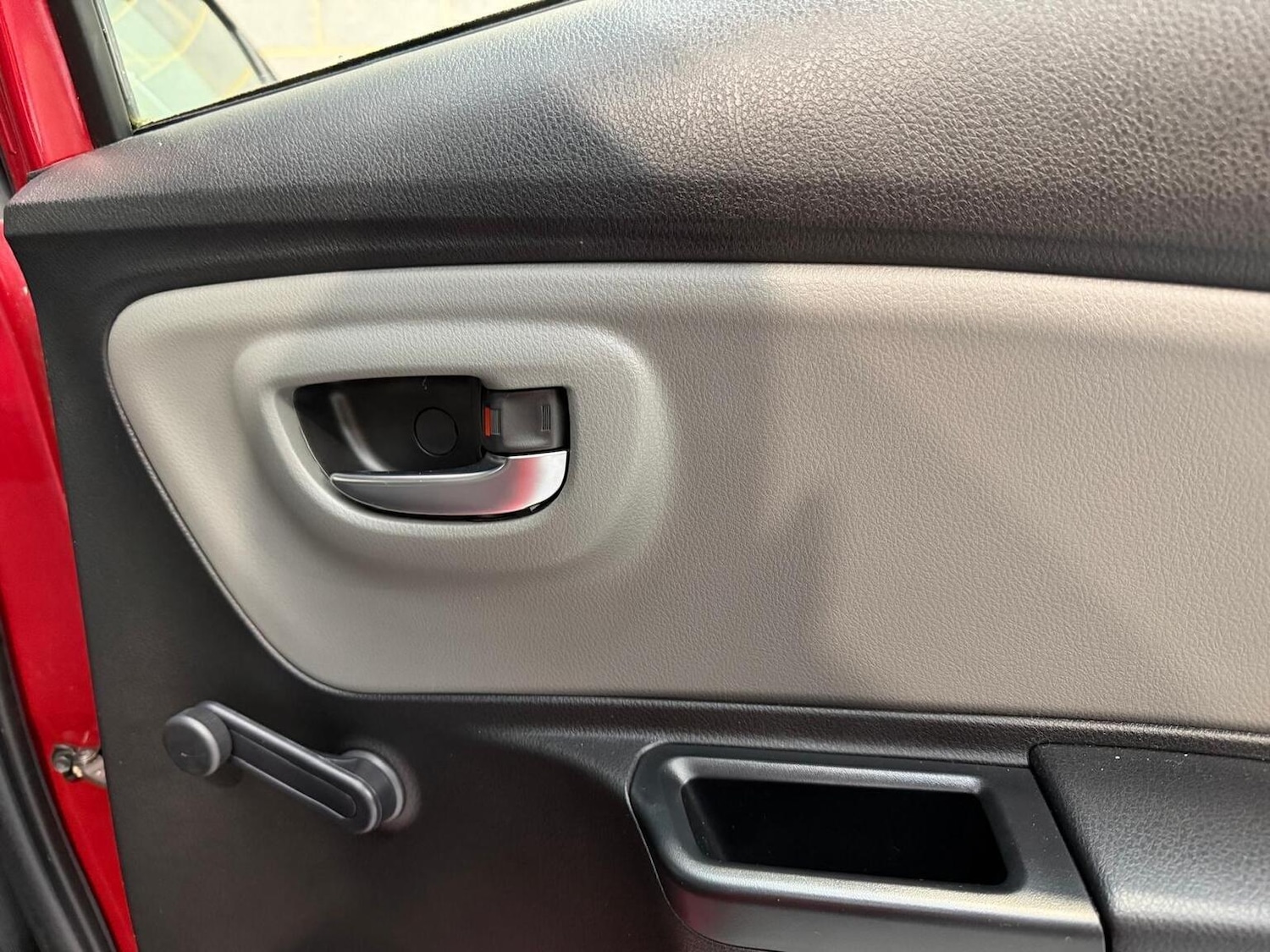 Used Toyota Yaris 2019 for sale - 77189284: Photo 31