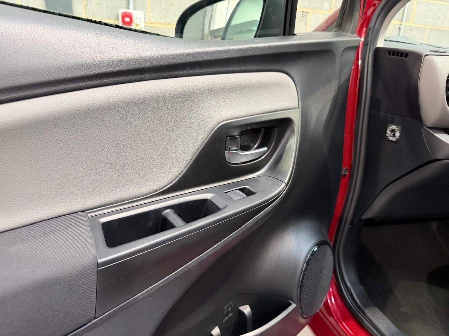 Used Toyota Yaris 2019 for sale - 77189284: Photo 37