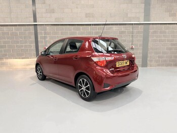 Used Toyota Yaris 2019 for sale - 77189284: Photo