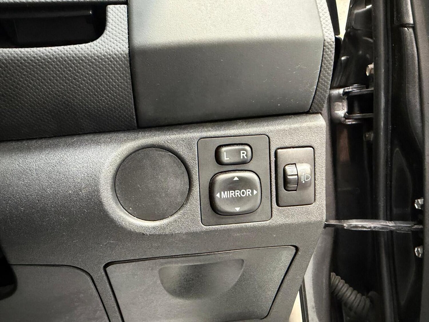 Used Toyota Yaris 2008 for sale - 77638621: Photo 23