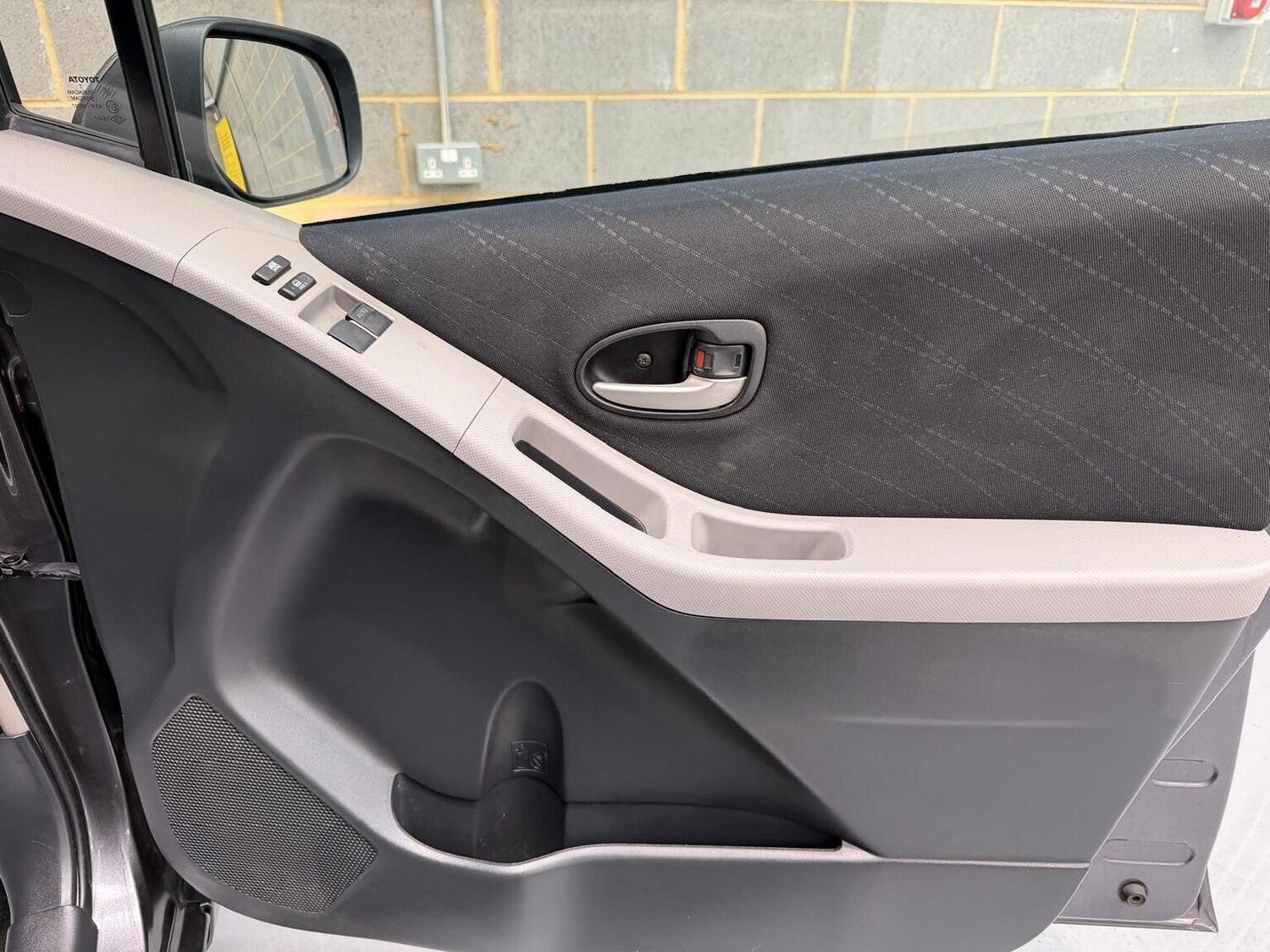 Used Toyota Yaris 2008 for sale - 77638621: Photo 30