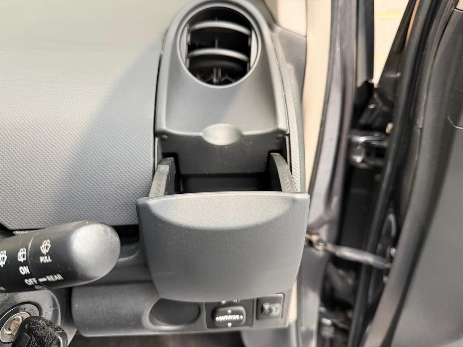 Used Toyota Yaris 2008 for sale - 77638621: Photo 46