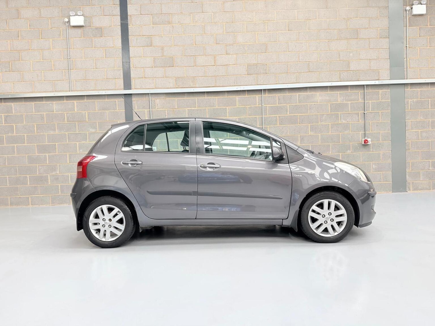 Used Toyota Yaris 2008 for sale - 77638621: Photo 8