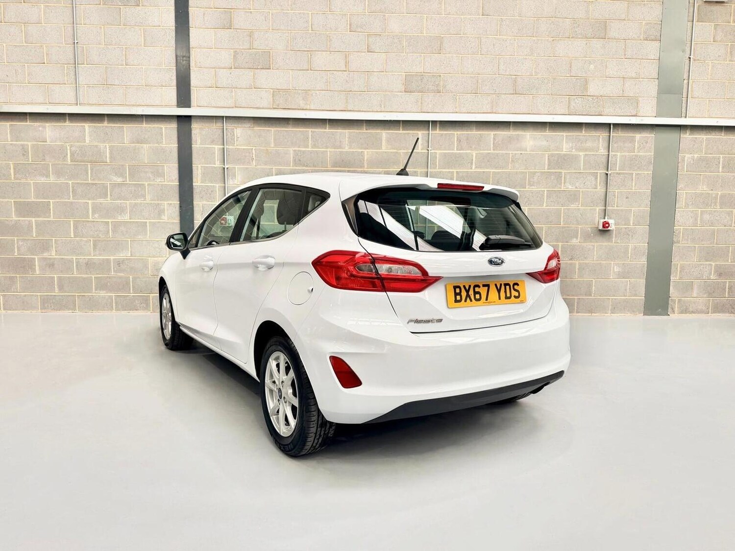 Used Ford Fiesta 2017 for sale - 78025750: Photo 4